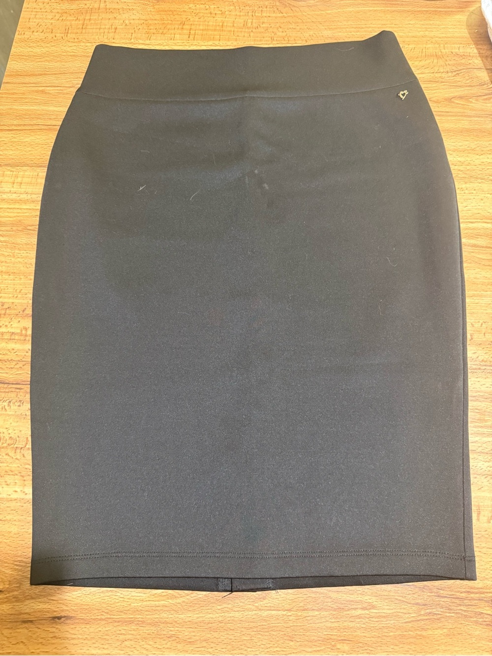 Thalia Sodi Black Stretch Pencil Skirt with Subtle Logo Accent
